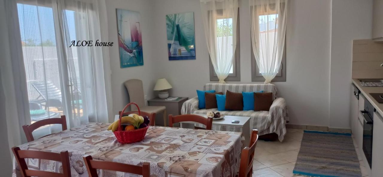 Arokaria Holiday Houses Platanias Extérieur photo