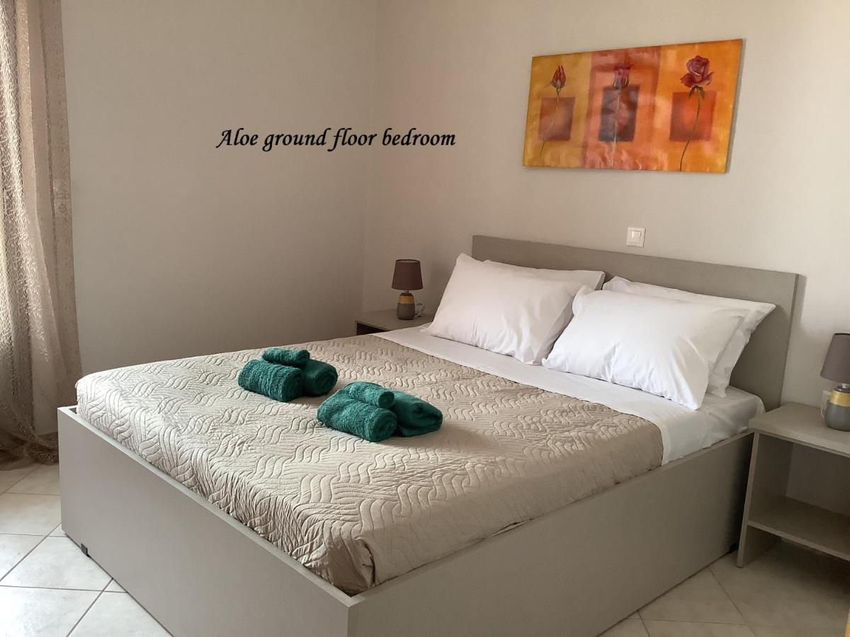 Arokaria Holiday Houses Platanias Extérieur photo